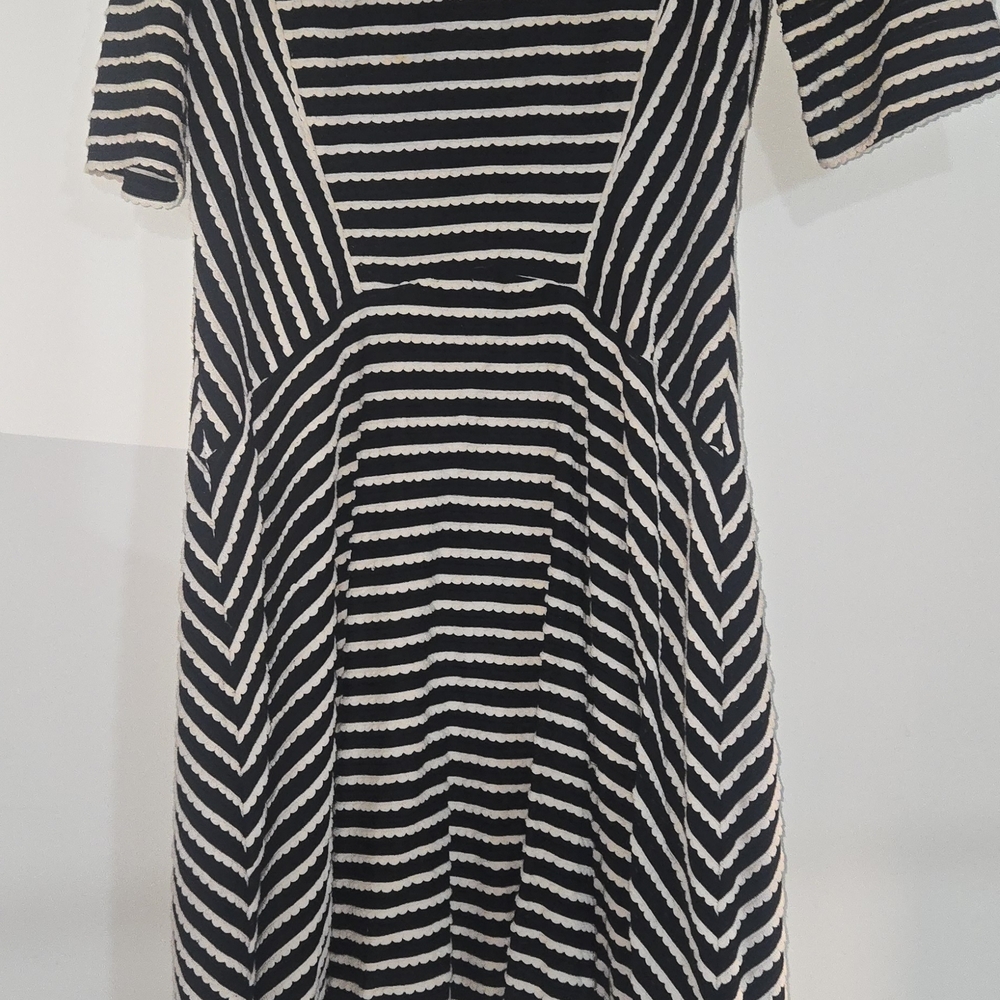 Gabby Skye Black and Cream Striped Midi Dress